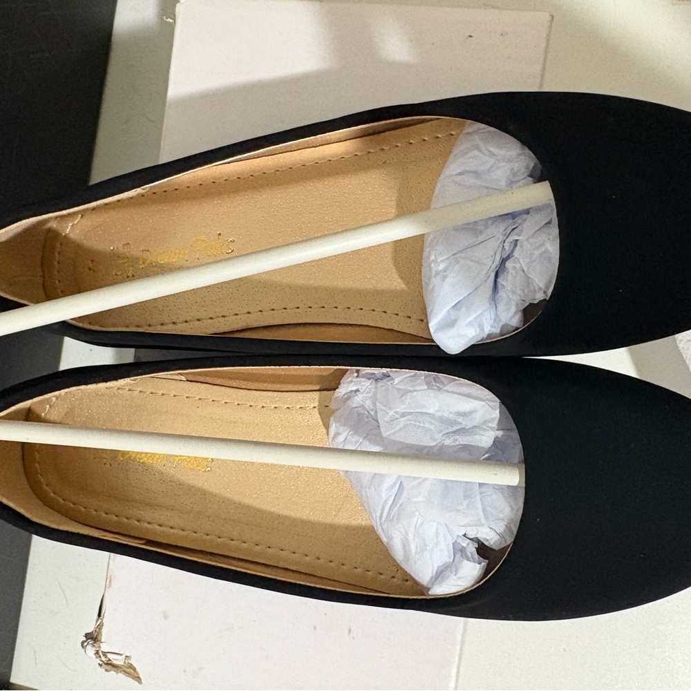DREAM PAIRS MUY-SHINE BLACK NUBUCK   GIRLS SLIP-ON SHOES, Size 4 Kids